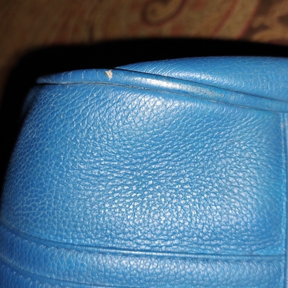 MCM papillon blue pebbled leather bag. 01709 MSRP$999 EUC - Picture 14 of 16